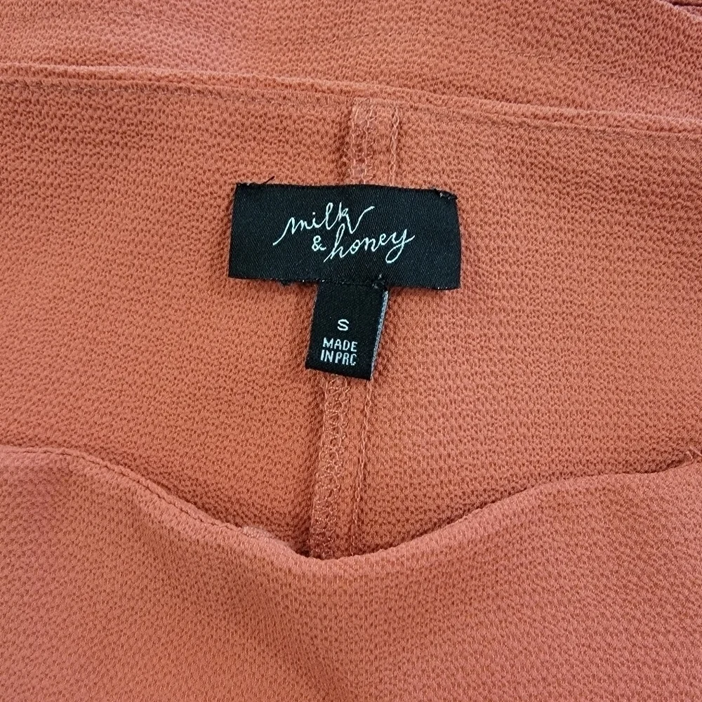 Milk & Honey Women's Rust Orange Ruffled Shorts Size Small